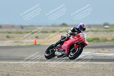 media/Apr-18-2025-TrackDaz (Fri) [[45f5874c44]]/B Group/Session 2 (Turn 7)/